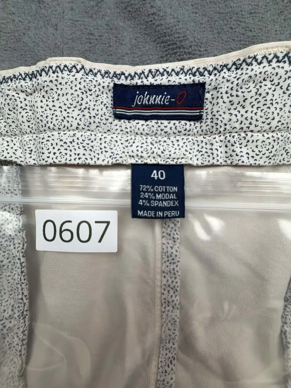 Johnnie-O Stone Chino Shorts Men's Size 40 Style JMSH1940